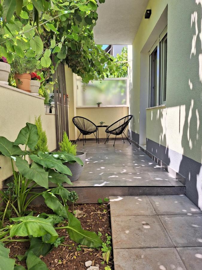 Apartman Anchi Zara Esterno foto