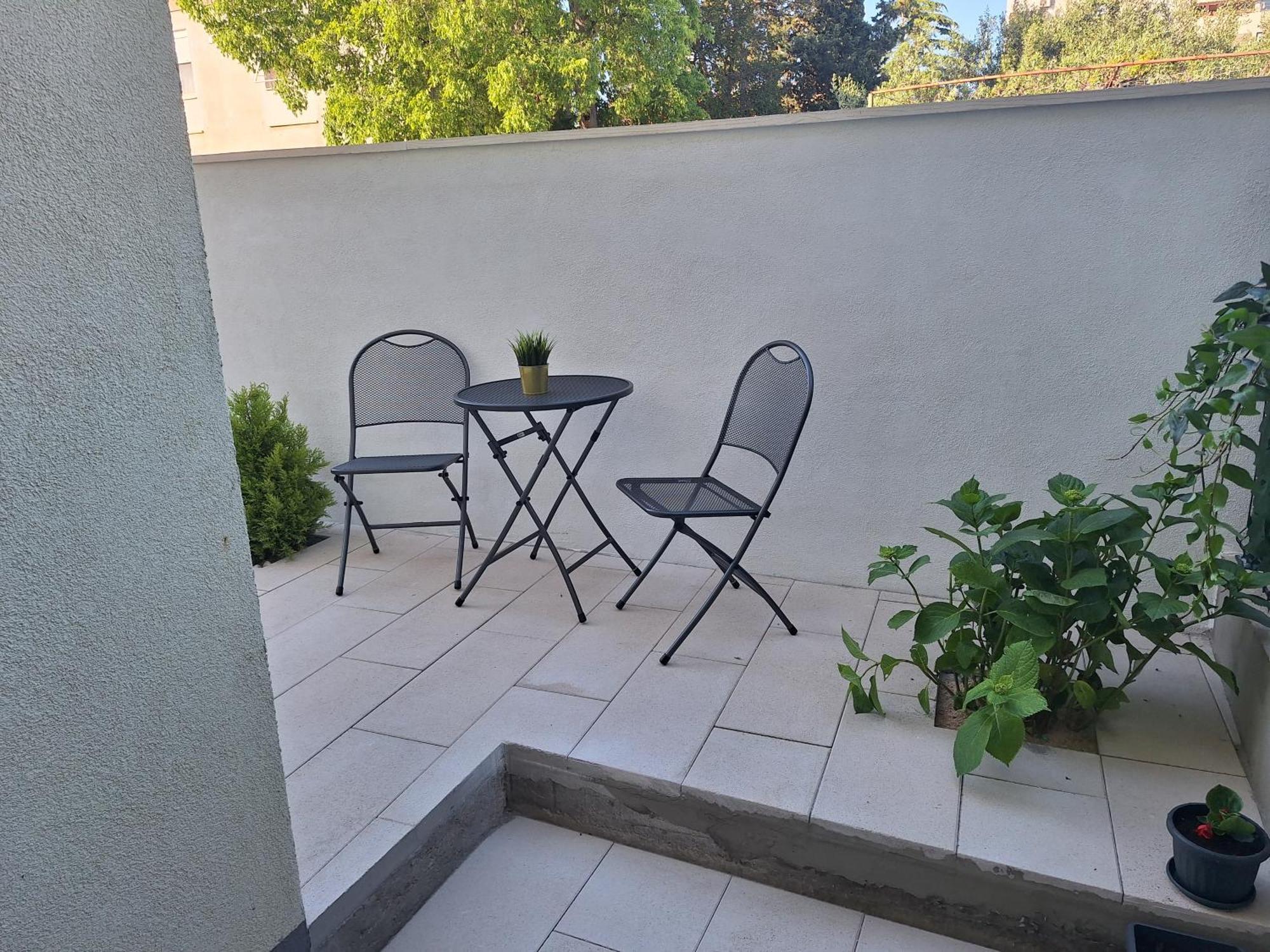 Apartman Anchi Zara Esterno foto